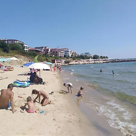 Holiday Dream Sun Sea Mountains Apartmán Sveti Vlas